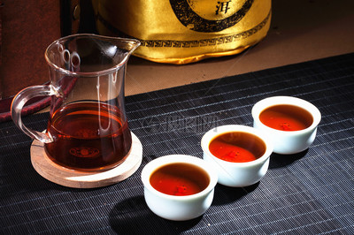 普洱茶 岁月沉淀的芬芳，一图一味的东方美学